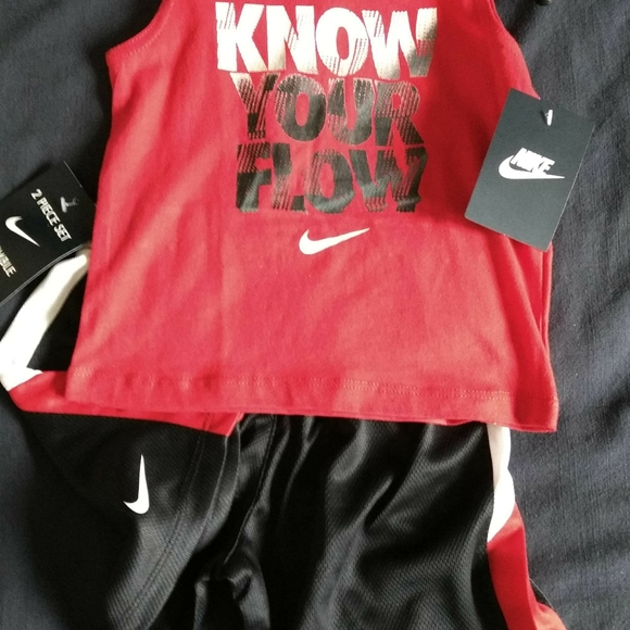 NWT NIKE 12M Baby Outfit, 18M Sleeveless t-shirt & shorts, 24M toddler set - Picture 7 of 7